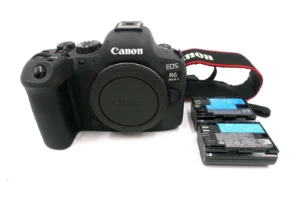 Canon EOS R6 Mark II Gehäuse – Vollformat-Systemkamera, unter 1.000 Auslösungen